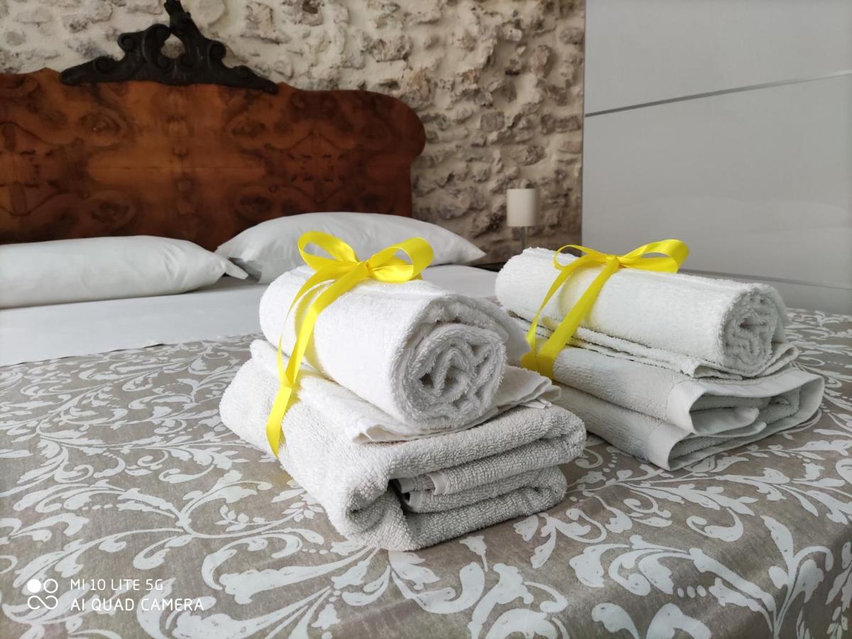 Apartament Ammira *